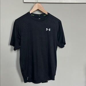 Under Armour Black Short Sleeve Tee Moisture-Wicking